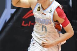 爱游戏体育娱乐 -包含北京首钢发布备战花絮；今晨主帅复盘；CBA常规赛任务艰巨；赛季目标并未改变的词条