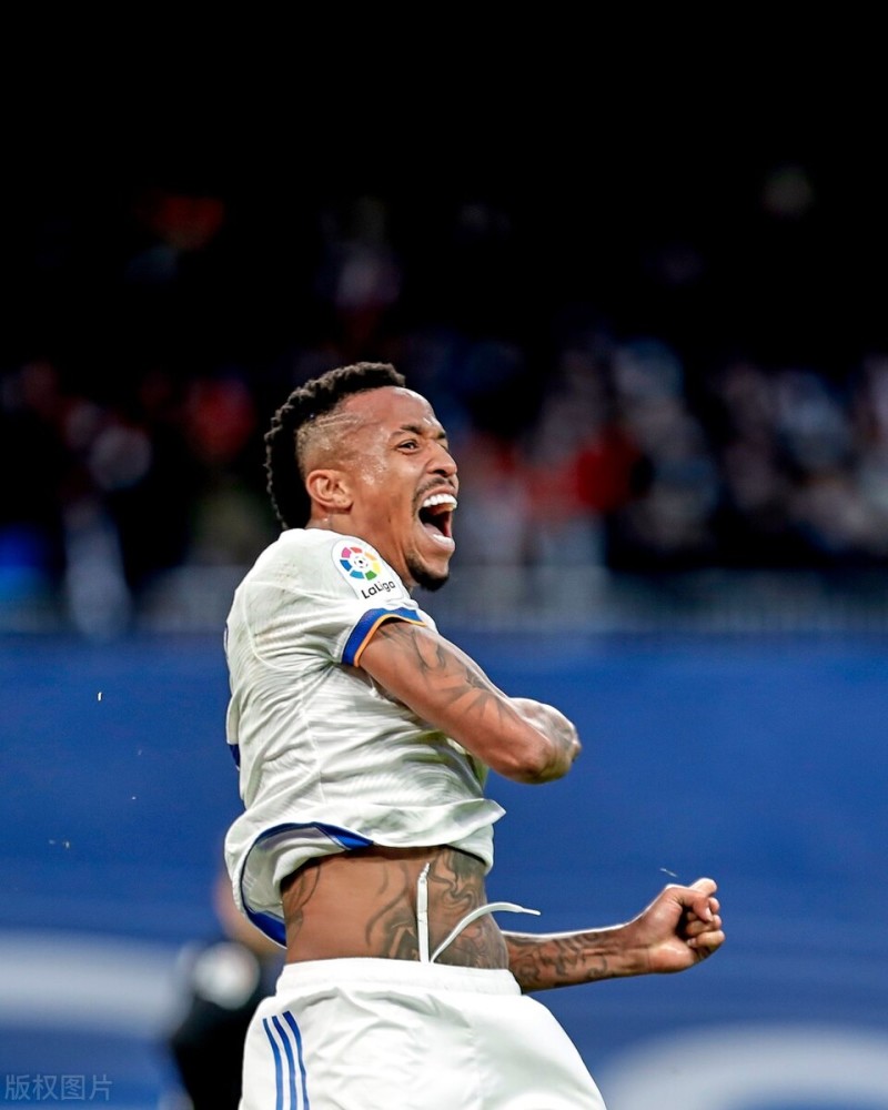 爱游戏体育娱乐 -赛后体能课后；尼斯更衣室发声备战西甲；质疑声仍在；团队化学反应显著的简单介绍